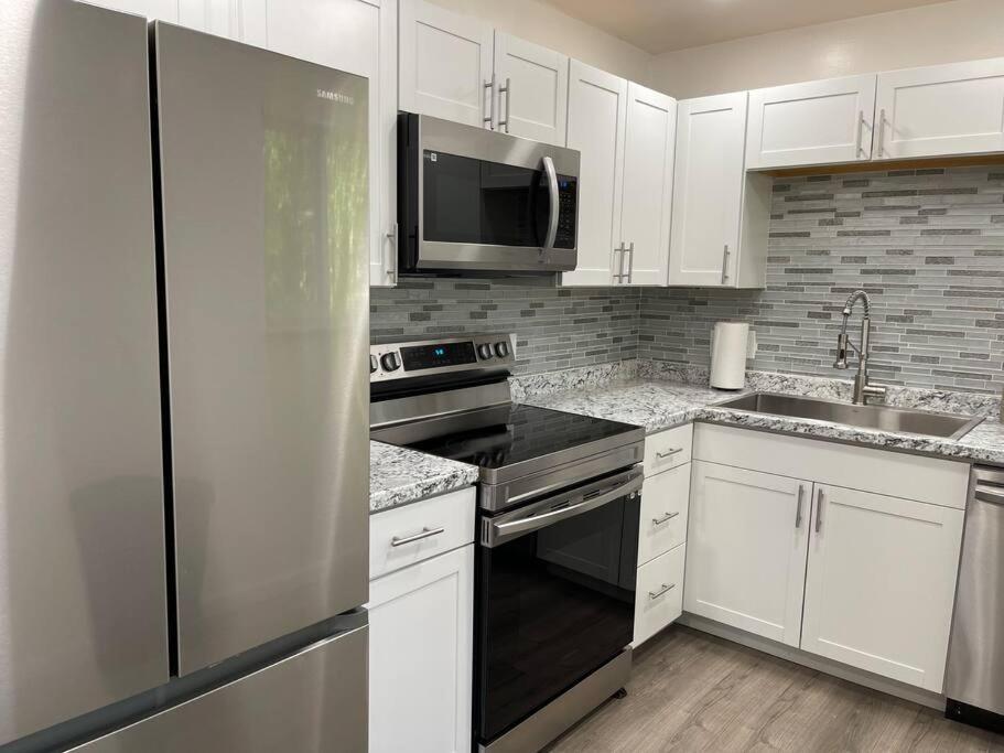 Four Bedroom Home Near Hartsfield Jackson Airport Ривердейл Экстерьер фото